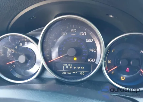 2005 Acura Rl 3.5 from USA, damaged, VIN JH4KB165X5C021471